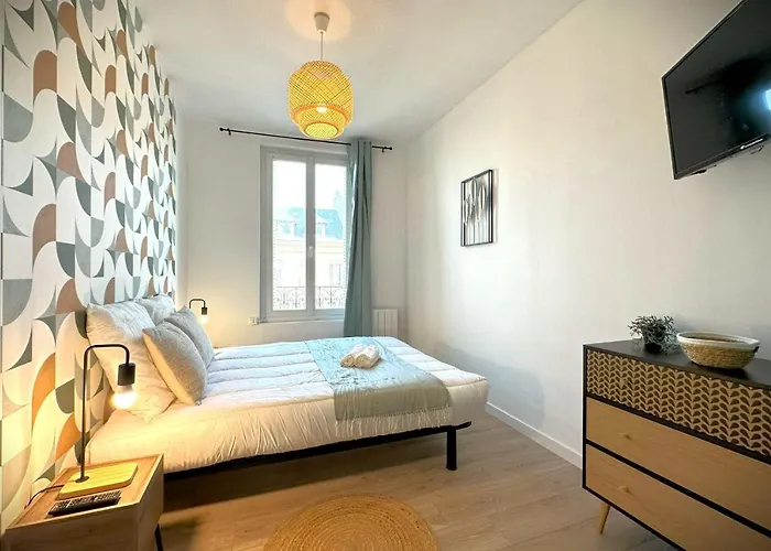 Le Brillant-charmant Proche Gare Διαμέρισμα